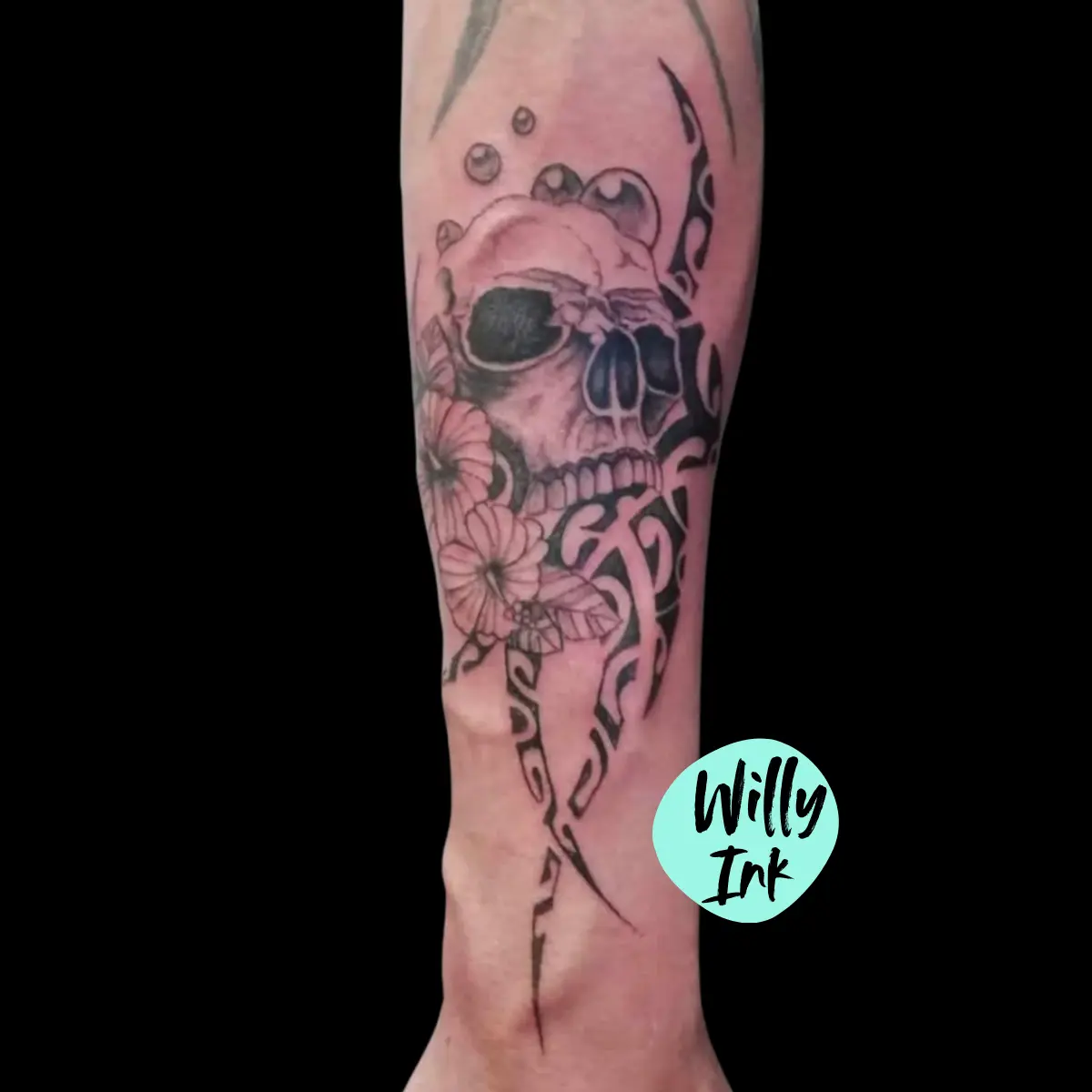 tatouage tete de mort crane tribal maori lyon